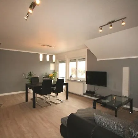 Ferienwohnung-carmen-mit-balkon * 宾茨