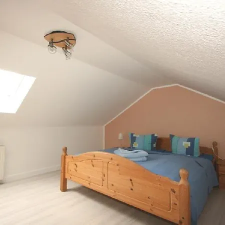 Ferienwohnung-carmen-mit-balkon Daire